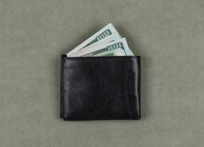 5 نکته ای که برای انتخاب برترین کیف پول مردانه باید بدانید